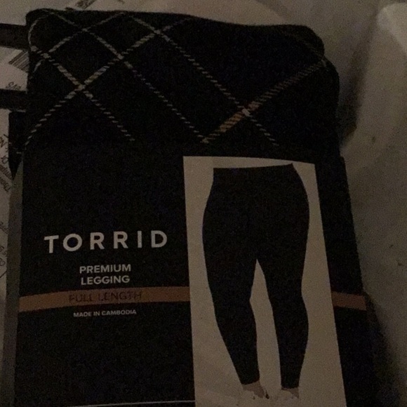 Torrid Full Length Signature Legging Size Large NWT - Picture 4 of 4